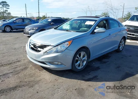 2013 Hyundai Sonata Limited z USA, uszkodzony, nr VIN 5NPEC4AC0DH665194